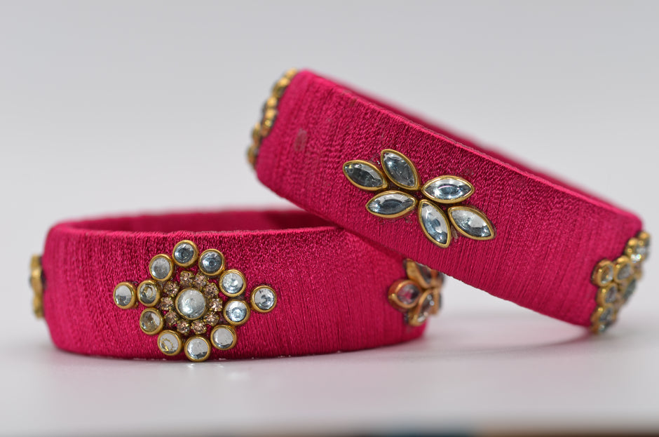 Royal Amivie Floral Silk Bangle – Model 01