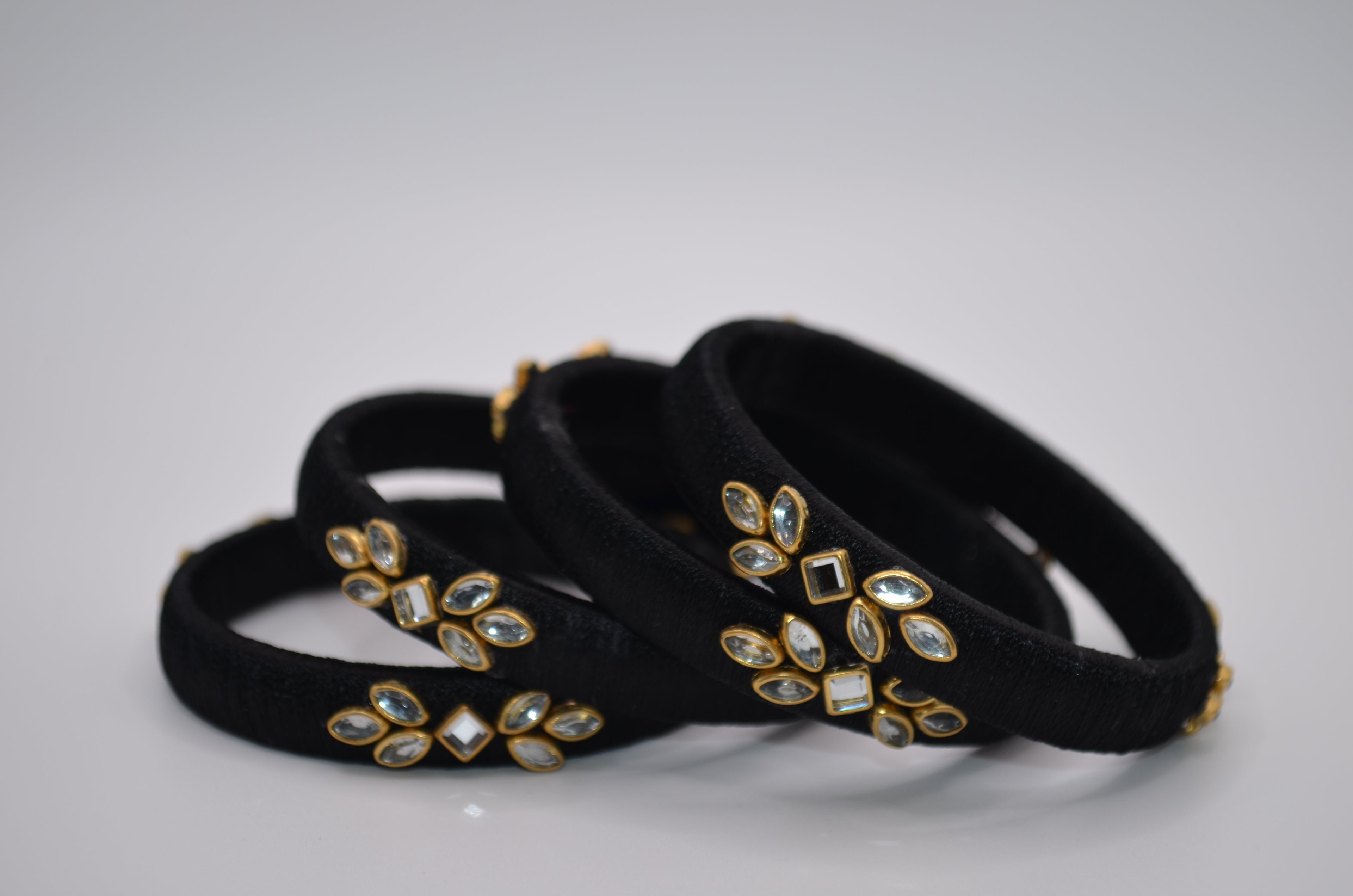 Majestic Aura Luxe Thread Bangle Set (Set of 4)