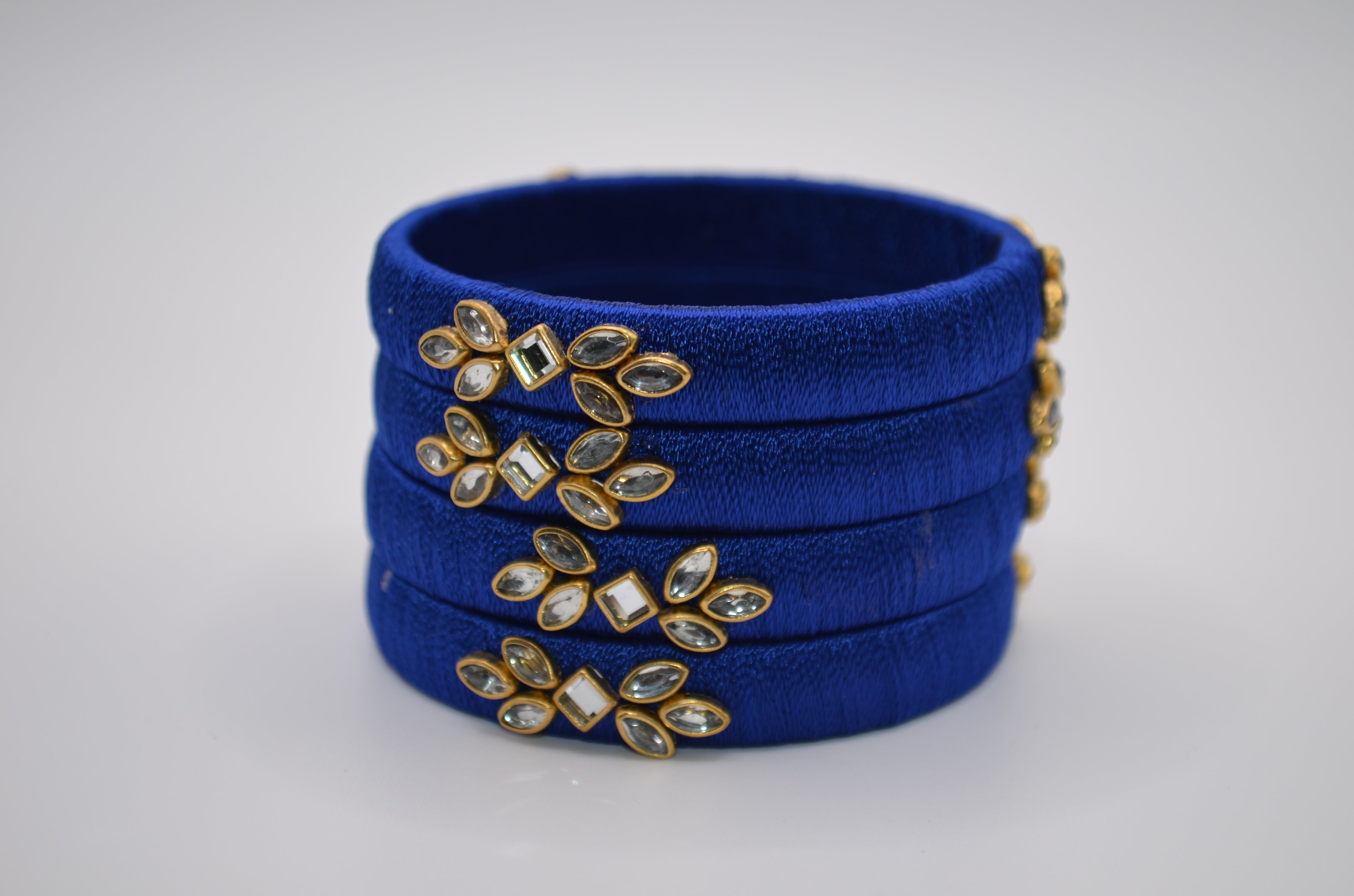 Majestic Aura Luxe Thread Bangle Set (Set of 4)