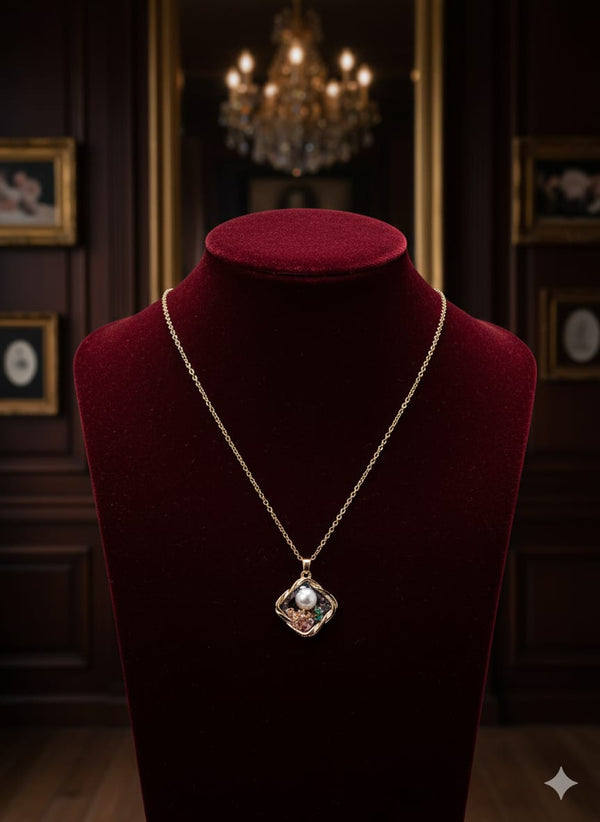 Textured-Gold Pendant Necklace