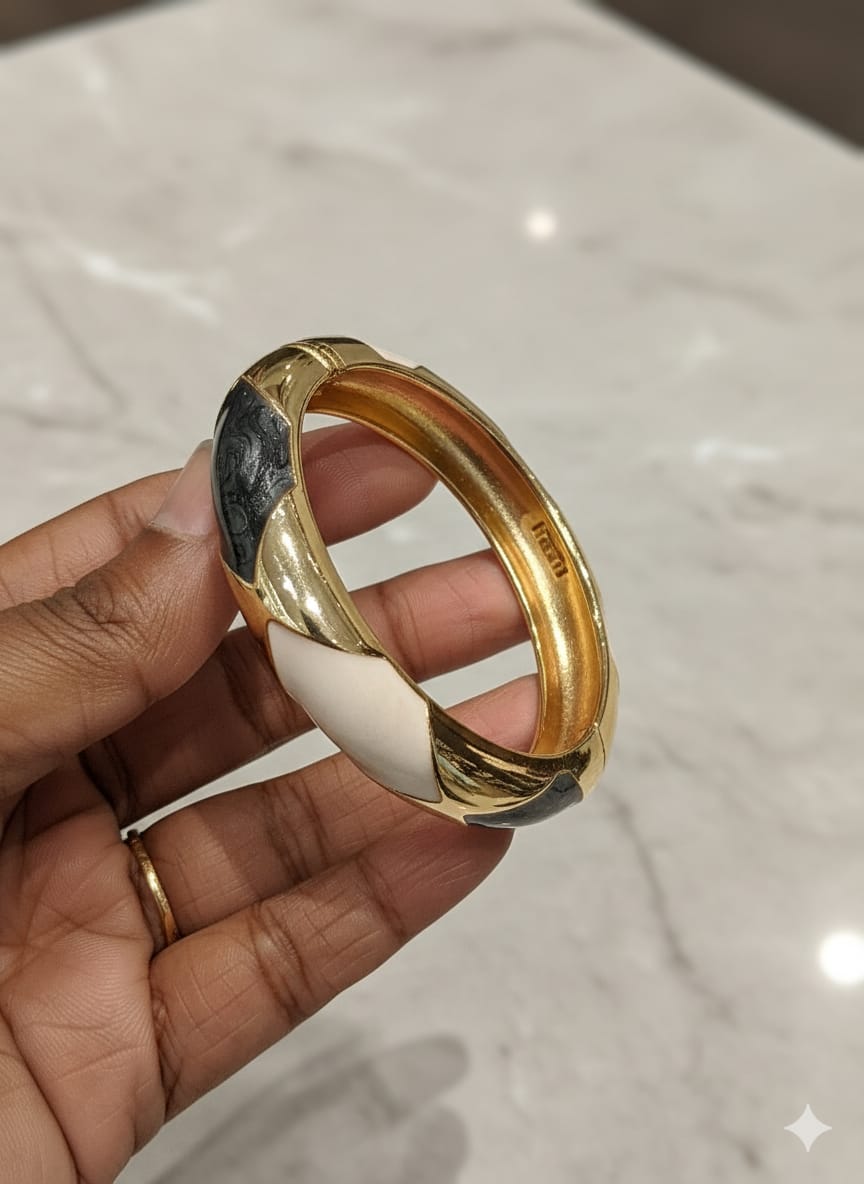 Ivory Noir Twist Enamel Bracelet